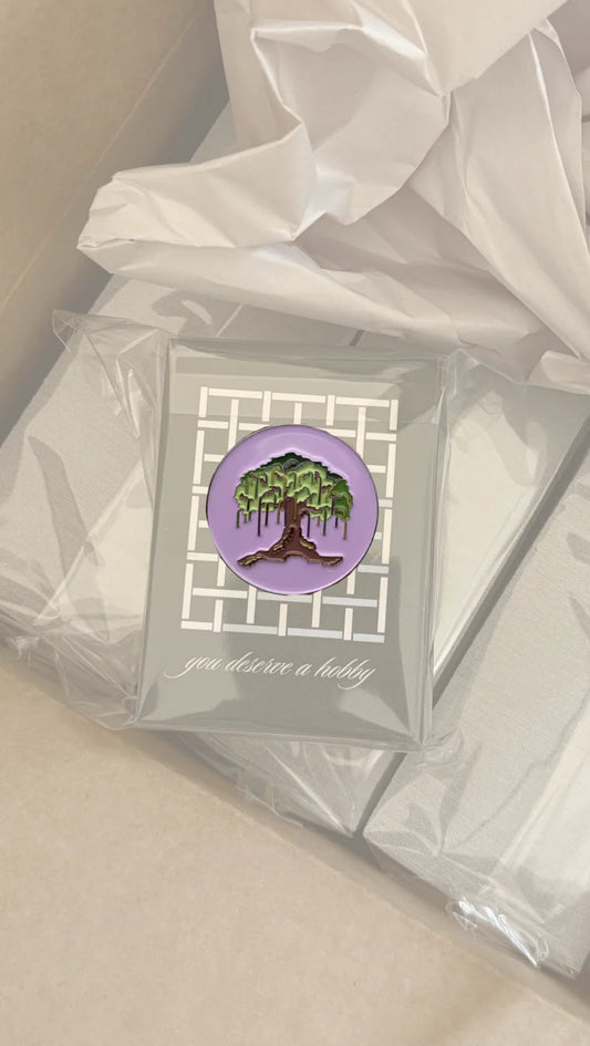 Mardi Gras Beads Tree Needle Minder